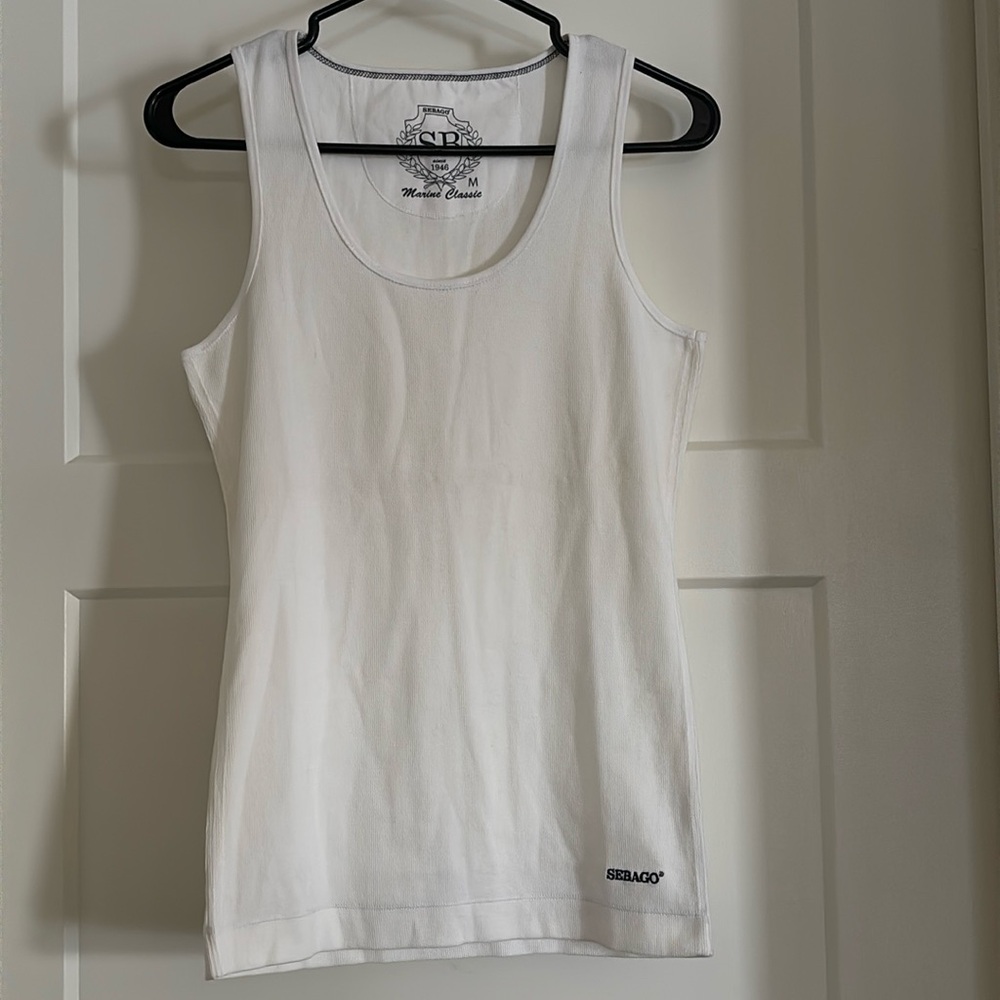 SEBAGO Marine Classic Women’s White Scoop neck TANK TOP size Medium ~NWOT~